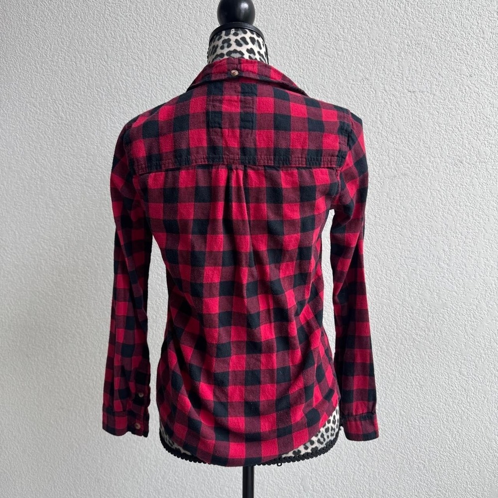 So red and black plaid flannel Size S - Picture 4 of 7